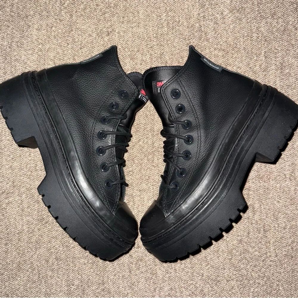 Converse Chuck Taylor All Star Lugged Heel Platform Waterproof Black size 5 NEW - Picture 2 of 5